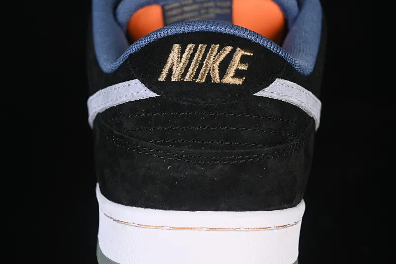 All Categories Nk SB Dunk Series Nk SB Dunk Low Low-top sneakers Nike SB Dunk Low Black and gray raw rubber SB low-top casual sneakers HF3063-002